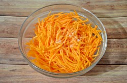 Салат огурцы по-корейски на зиму с морковью