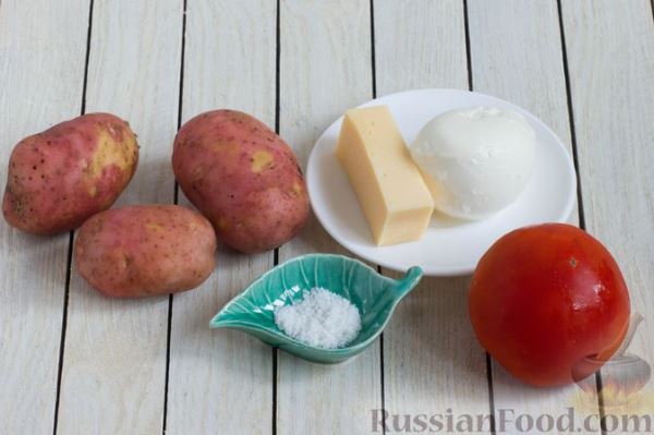 Картофель, запечённый с помидорами и сыром